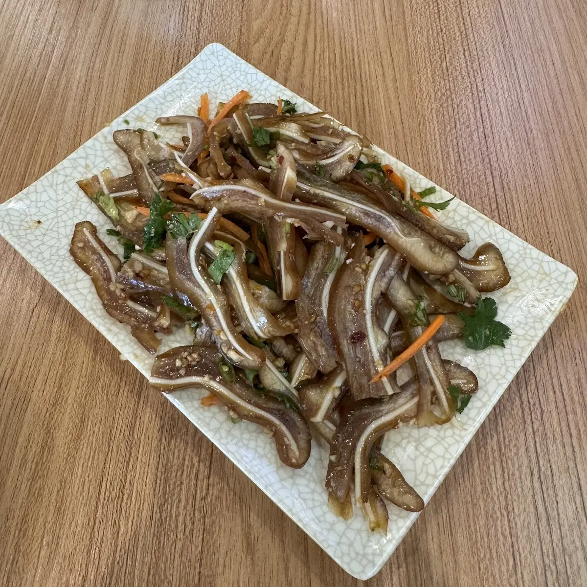 spicy thinly sliced pig ear 紅油豬耳